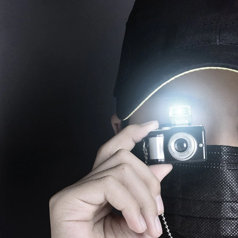 Vintage Camera Shaped Flashlight Necklace - Image 3