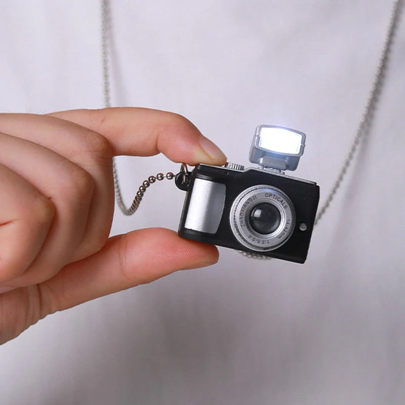 Vintage Camera Shaped Flashlight Necklace - Image 9