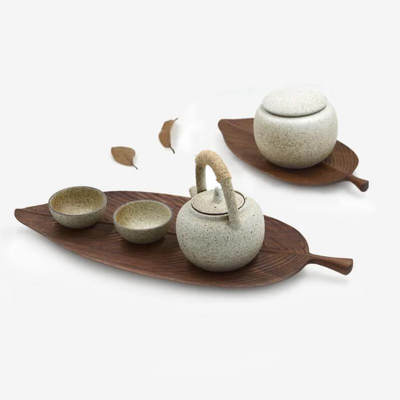 Walnut Snack Tray Leaf Plates - Image 10