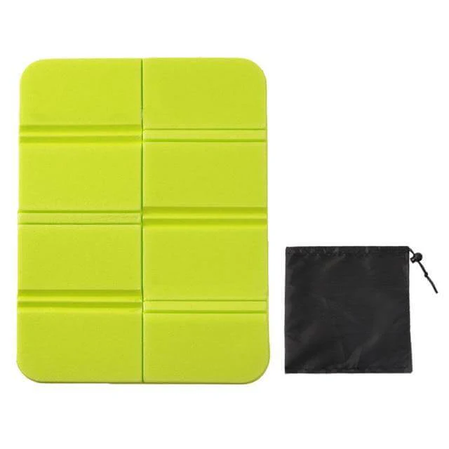 Waterproof Foldable Outdoor Mat - Image 4