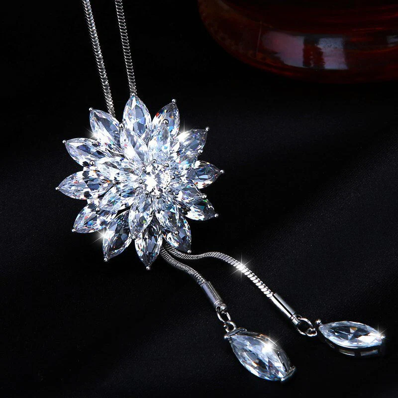 Winter Sparkle Snowflake Necklace - Image 5