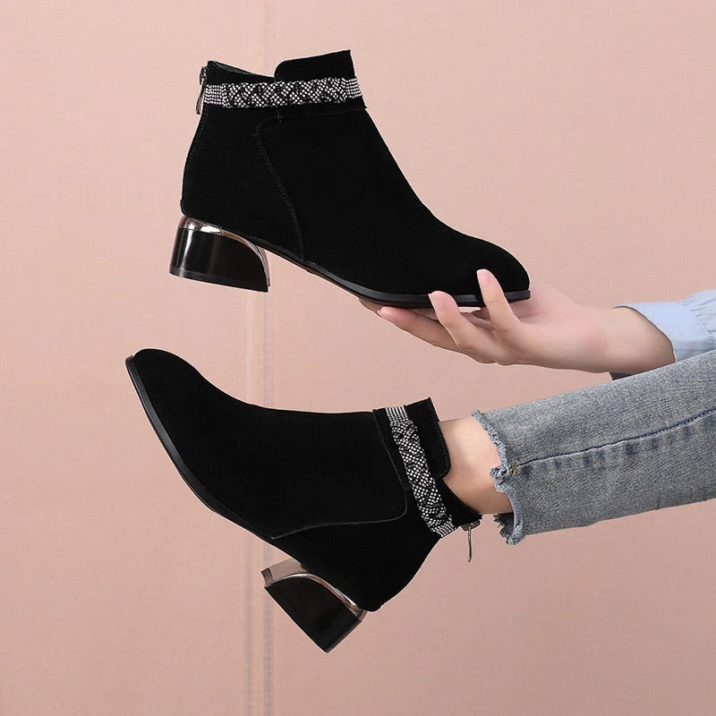 Women Stylish Leather Ankle Autumn Boot - Image 3