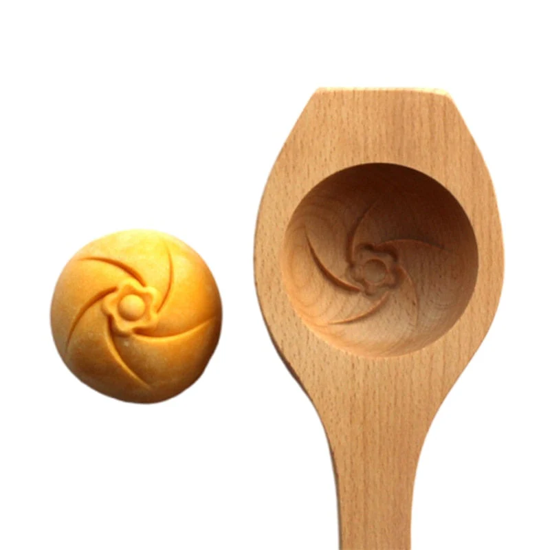Wooden Moon Dumpling Maker Mold - Image 3